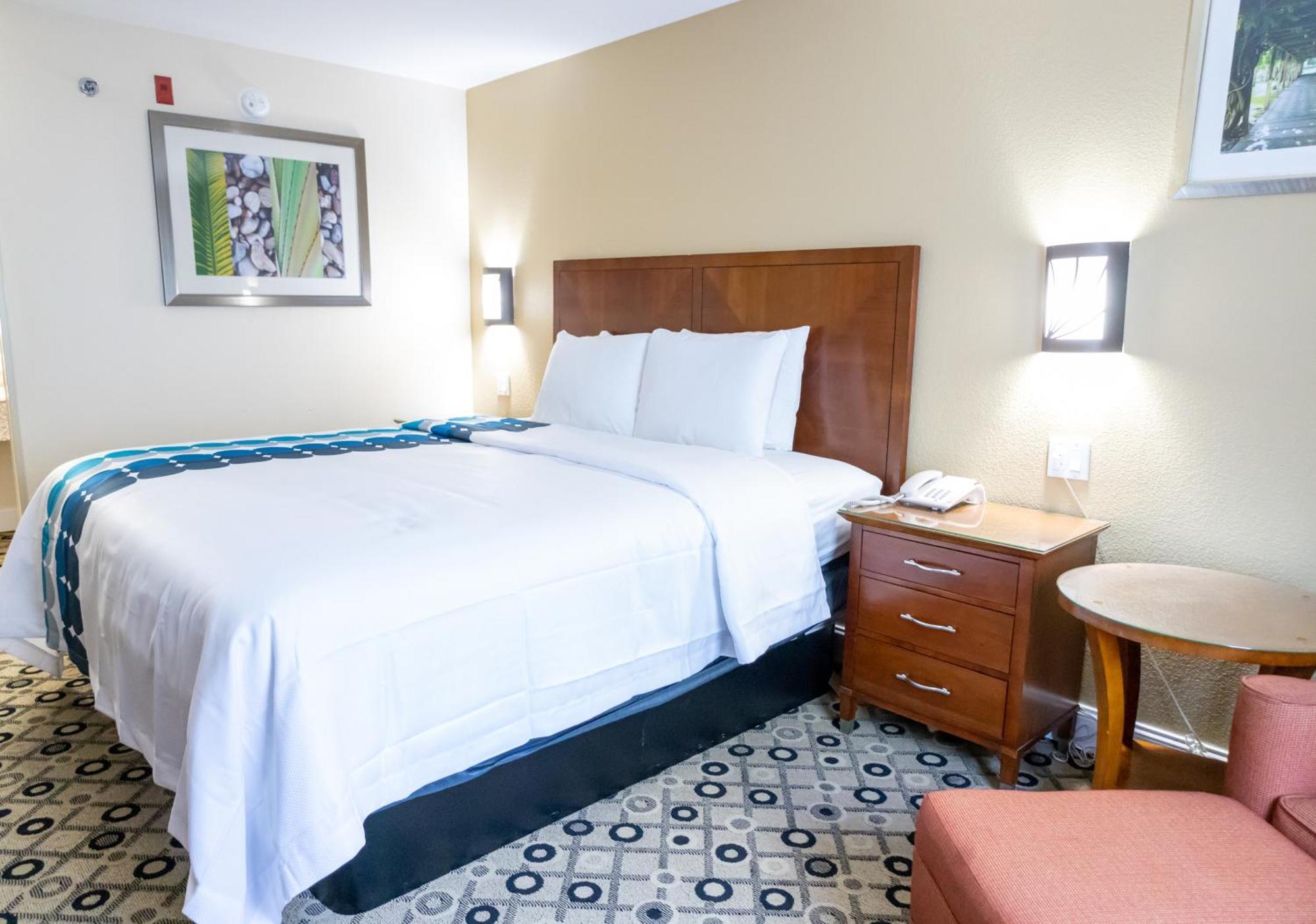 Days Inn By Wyndham College Park Atlanta Airport South Exterior photo